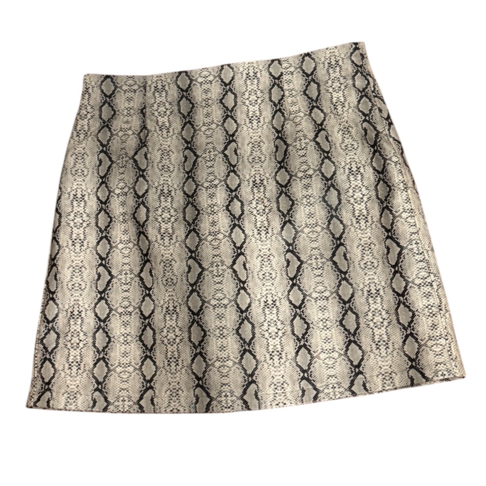 Altar'd State faux Snake Print Mini Skirt - Black and Cream size medium